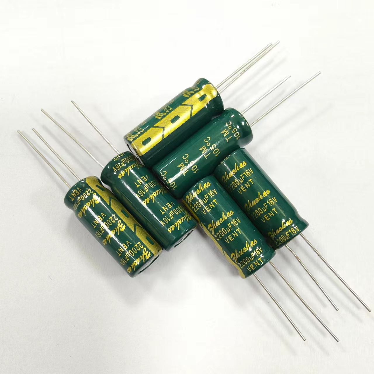 hifi发烧音响电解电容2200uf16v 10*20 高频低阻长寿命电解电容