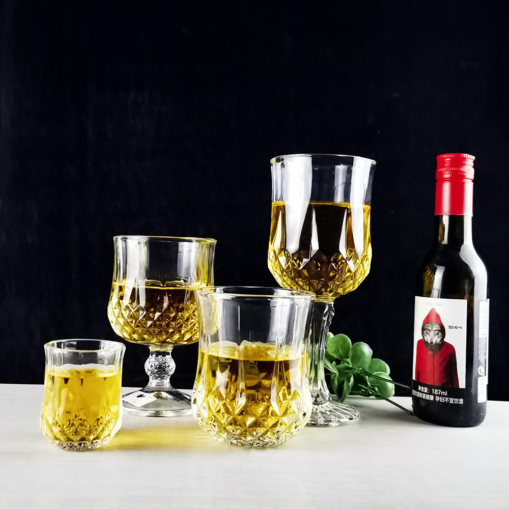 现货批发透明玻璃酒杯网红款钻石切子白酒杯啤酒杯跨境果汁玻璃杯