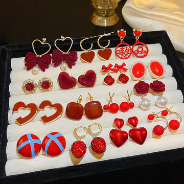 s925银针爱心新年红色系耳环女轻奢高级感耳钉气质复古耳饰品批发