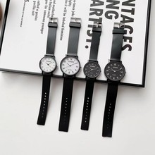 爆款数字手表学生韩版简约潮流运动休闲手表大气复古学院风情侣表