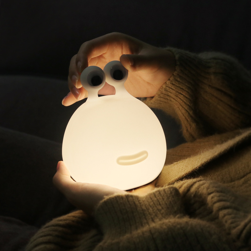 Creative Silicone Slug Children's Fun Toys Bedroom Sleeping Desktop Warm Light up Night Nursing Bedside Small Night Lamp