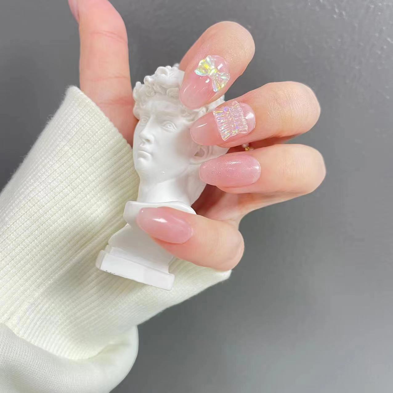 【艺禾】手工穿戴甲2022爆款光疗成品小清透新娘甲孕妇甲片美甲