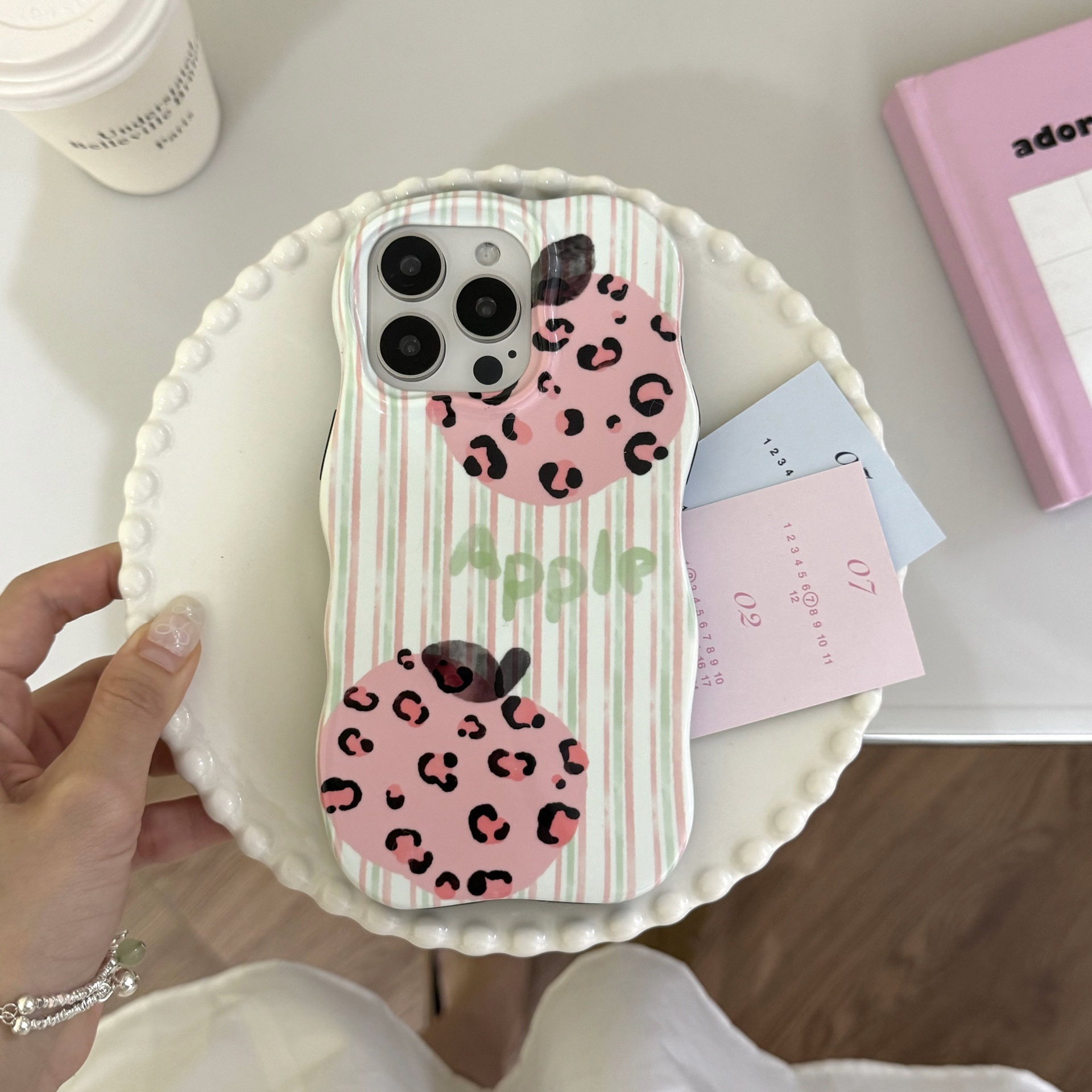 二合一小众豹纹苹果适用iphone14pro max苹果15手机壳13/12波浪壳