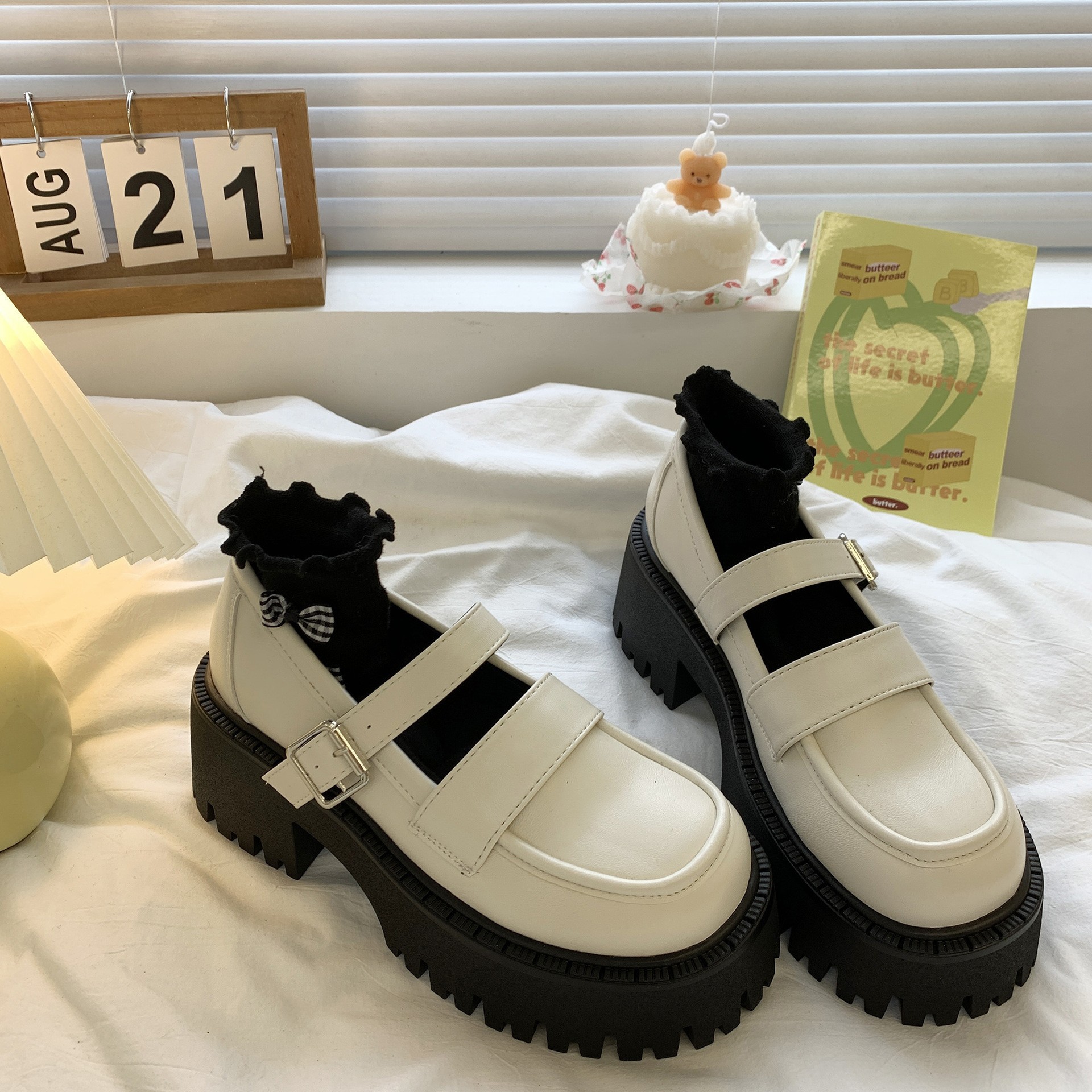 英伦风小皮鞋女2024春夏新款厚底日系jk鞋子法式乐福鞋配裙子单鞋