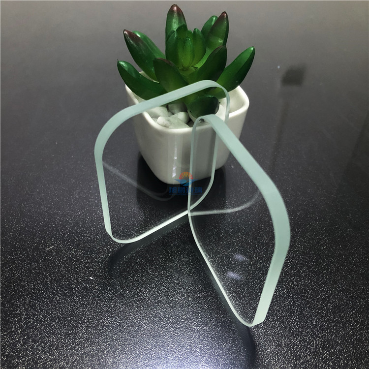 厂家批发定制倒圆角钢化玻璃高透光玻璃5mm厚视窗钢化玻璃