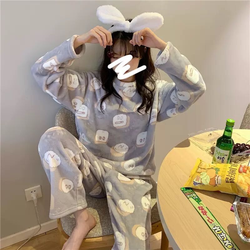 Small People Can Wear outside Coral Velvet Pajamas Women's Autumn and Winter 2023 New Cute Flannel Homewear Suit