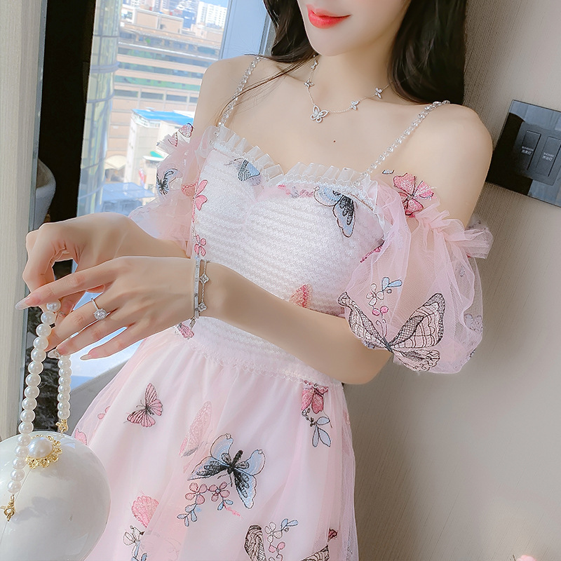 女装连衣裙2022春夏新款吊带露肩泡泡袖刺绣蝴蝶网纱高腰仙女裙子