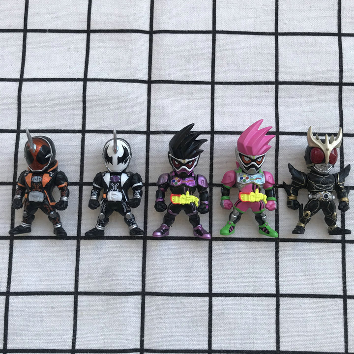 正版散货 万代假面骑士食玩盒蛋 ooo空我龙骑 build 兔子卡通现货