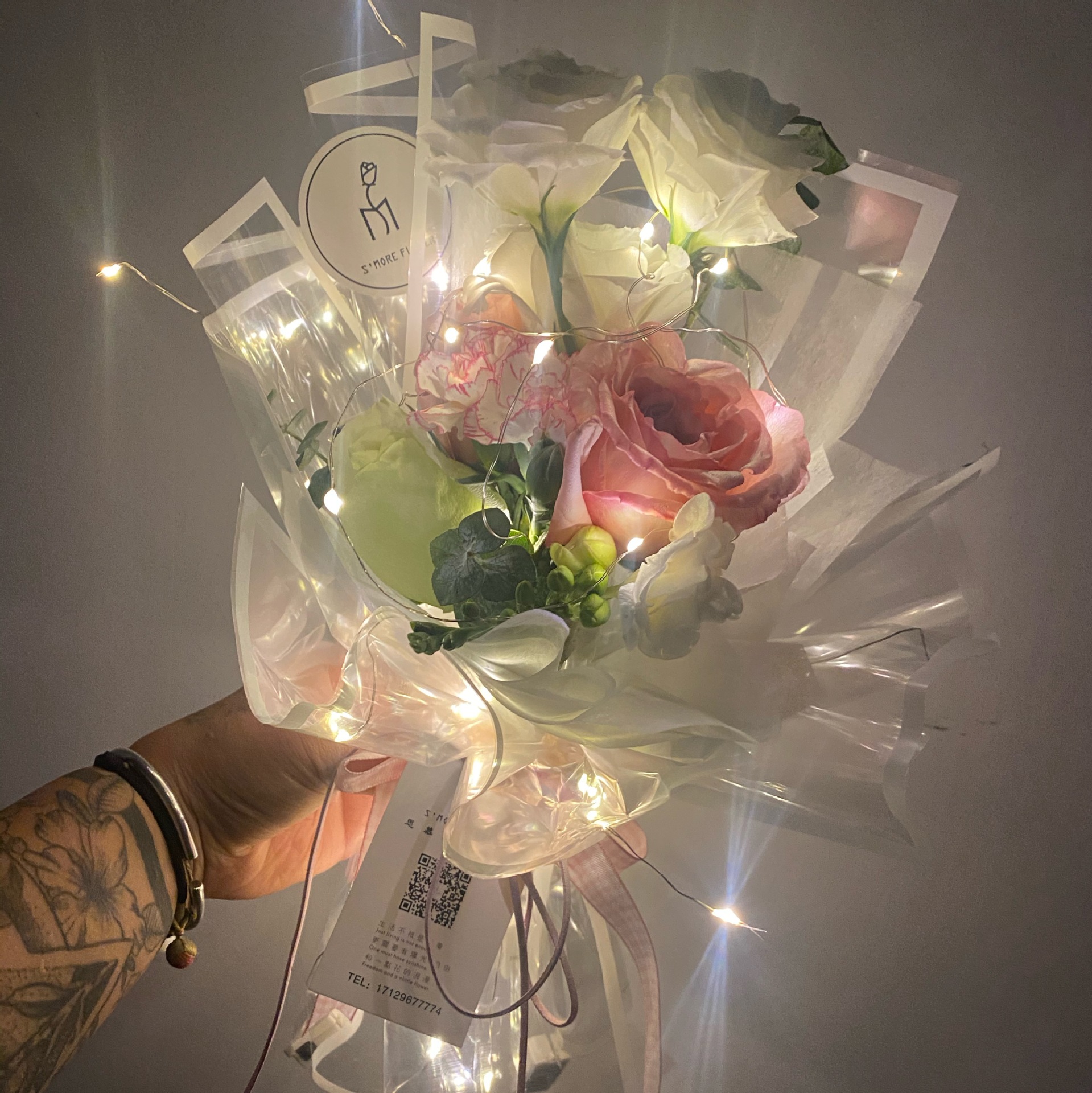 发光纸玻璃纸透明花束串灯包装纸花艺资材闪光纸包花纸鲜花包装纸