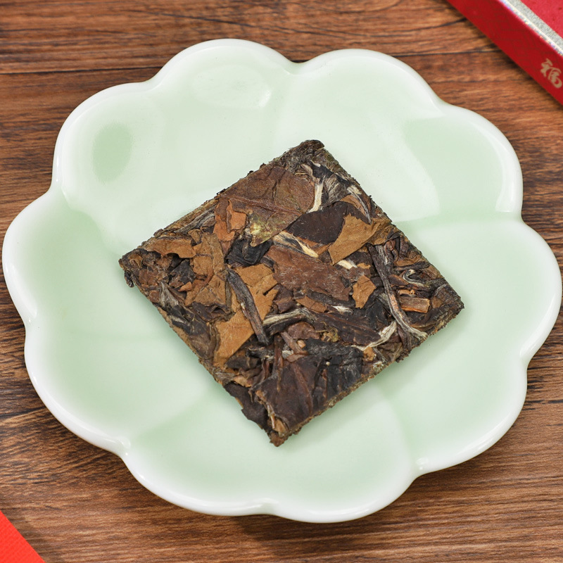 福鼎白茶小方块饼干茶白牡丹陈年老寿眉150g烟条30泡茶叶送随手礼