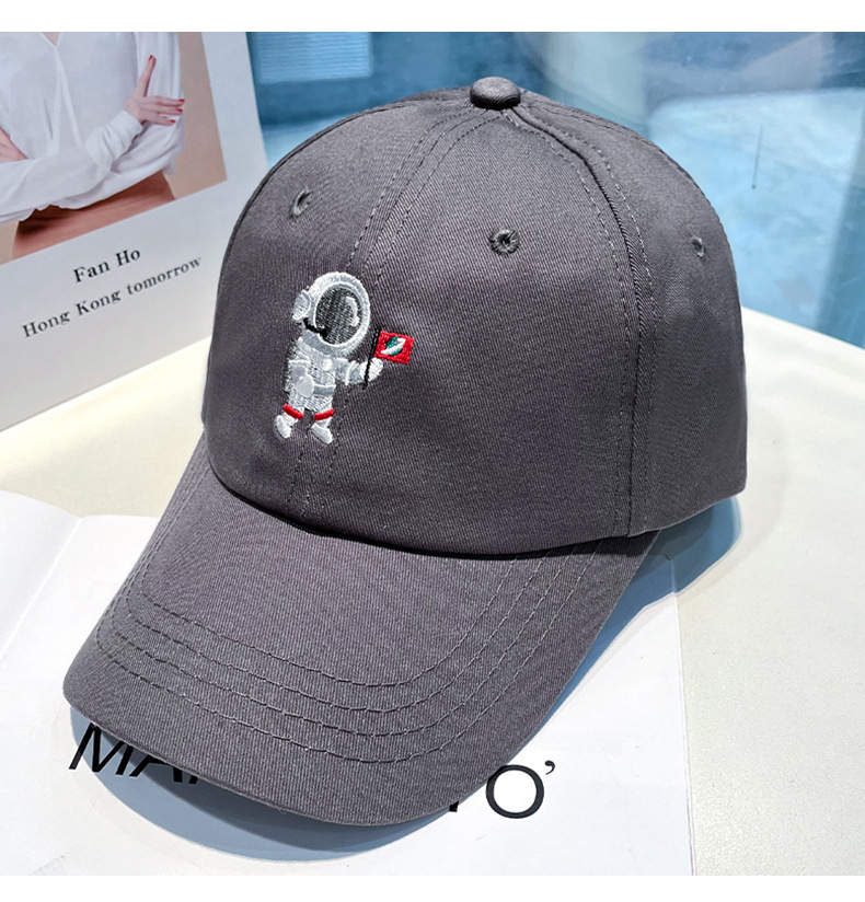 帽子女新春夏季卡通宇航员刺绣纯色棒球帽弯檐户外遮阳情侣鸭舌帽
