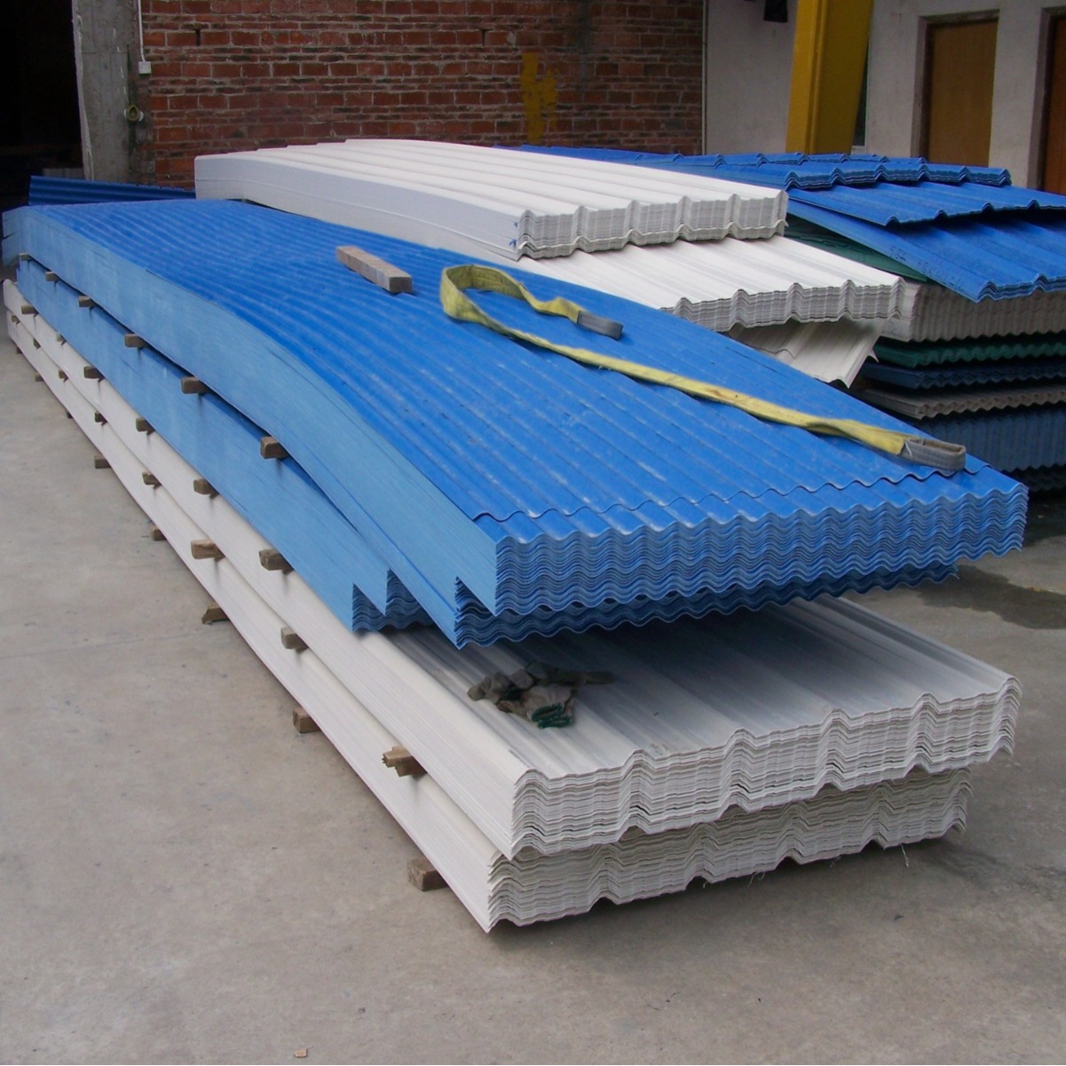 工厂直发pvc瓦片 批发铸造厂用980型pvc屋面瓦 彩钢瓦雨棚工程瓦