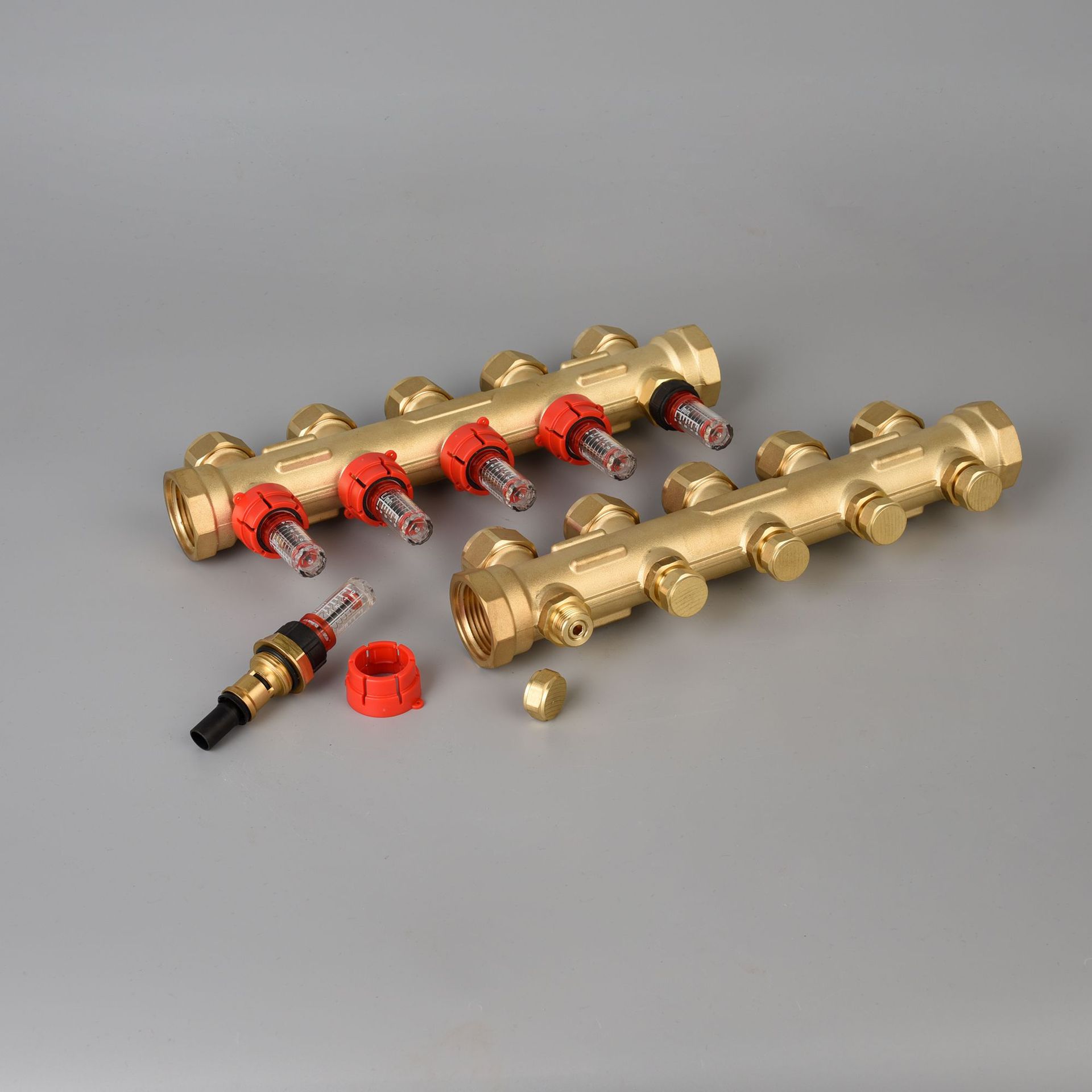 集分水器家装地暖分水器 厂家直供分水器黄铜加厚镀镍铜 一体锻造