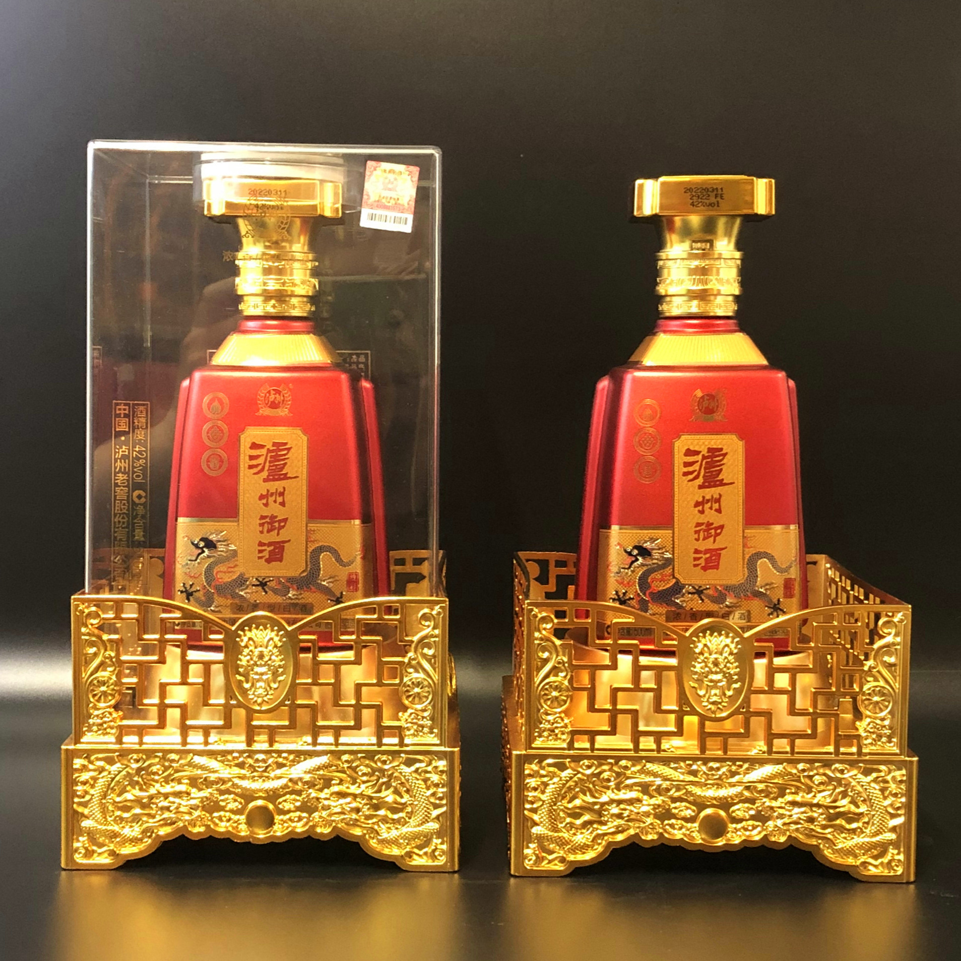 泸州市老窖酒泸州御酒旋彩浓香型42度粮食酒婚宴送礼整箱白酒批发