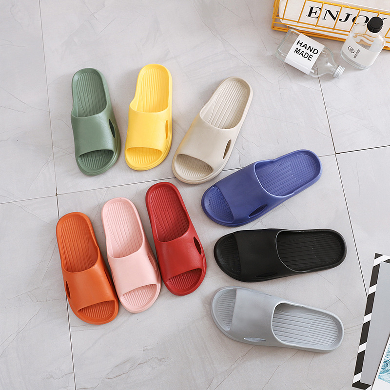 2021 Couple Four Seasons Slippers Female Home Summer Indoor Soft Bottom Mute Home Bathroom Bath Men's Sandals Wholesale