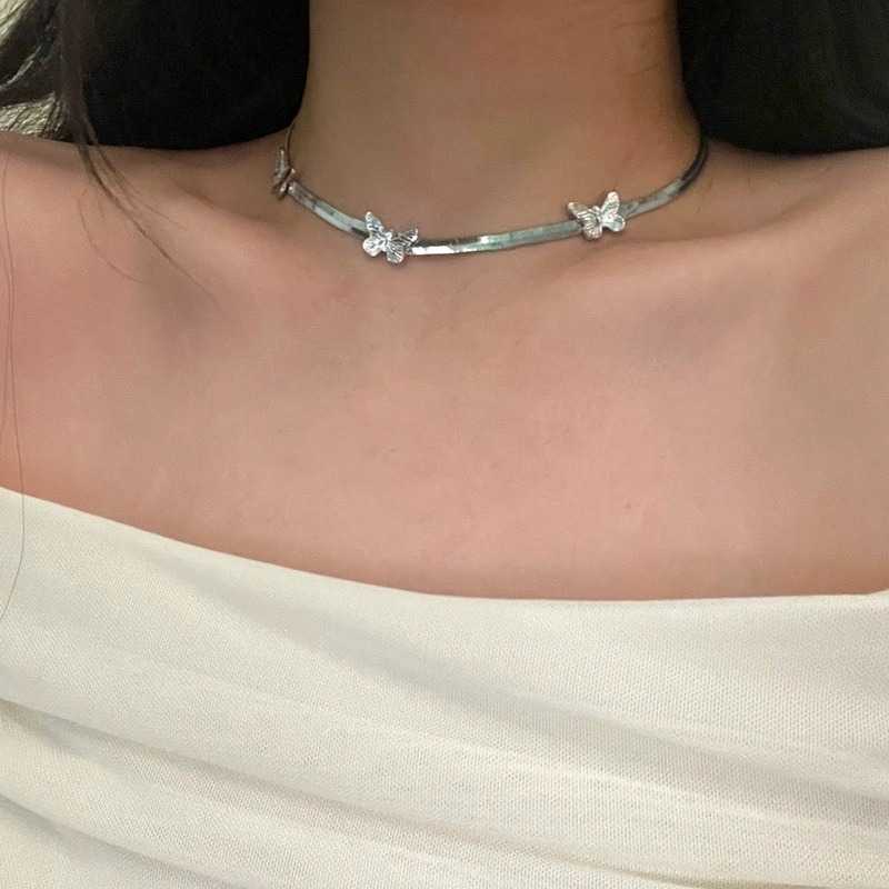 银色蝴蝶蛇骨链项链女轻奢甜美简约高级感锁骨链小众设计时尚颈链