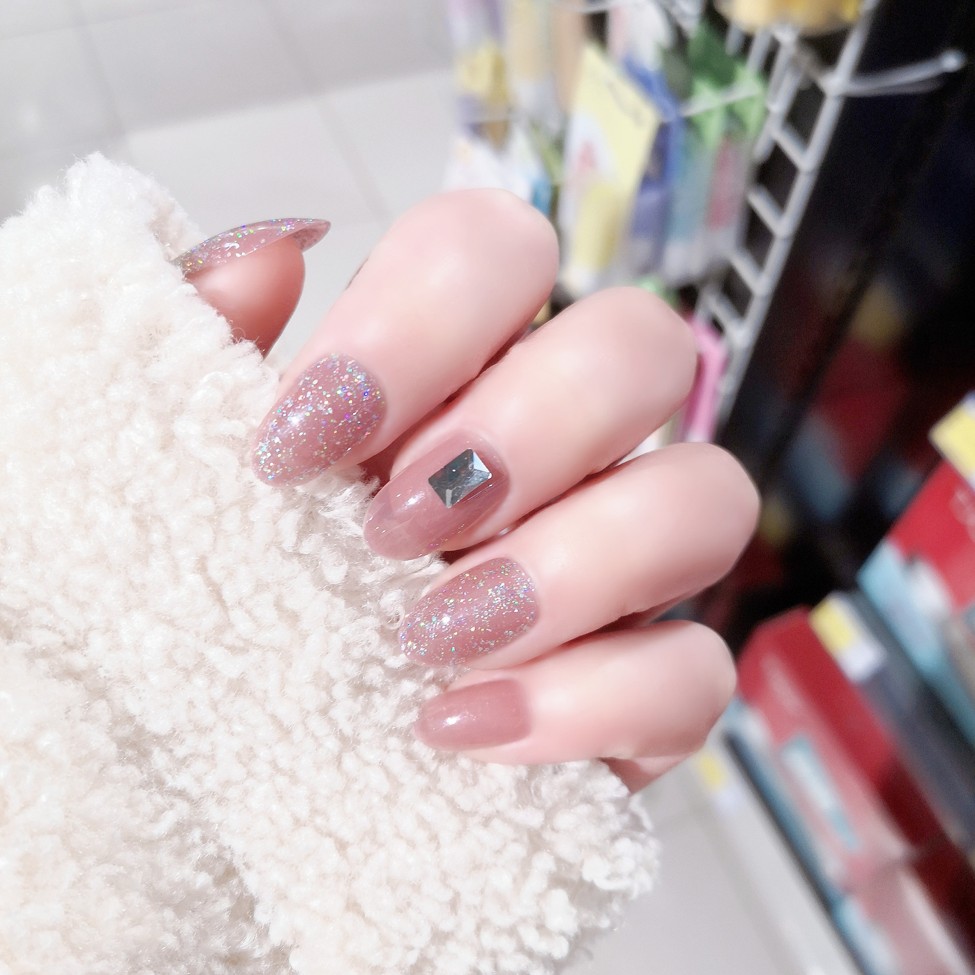 mzy101五彩水晶温柔粉色中长款圆头亮片大钻装饰网红时尚美甲成品