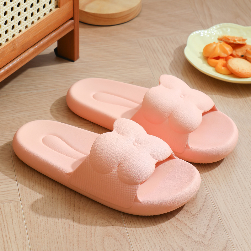 Lucky Four-Leaf Clover Slippers Women's Summer 2023 New Indoor Outdoor Bathroom Slippers Mute Comfortable Outdoor Wholesale