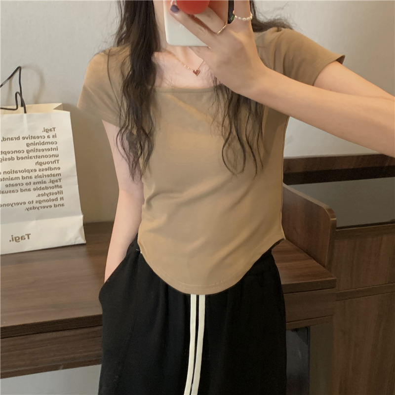 Women's Short-Sleeved T-shirt Summer 2024 New Korean Style Slim Fit Slimming Casual Bottoming Niche Girl Pure Desire Hot Girl Top
