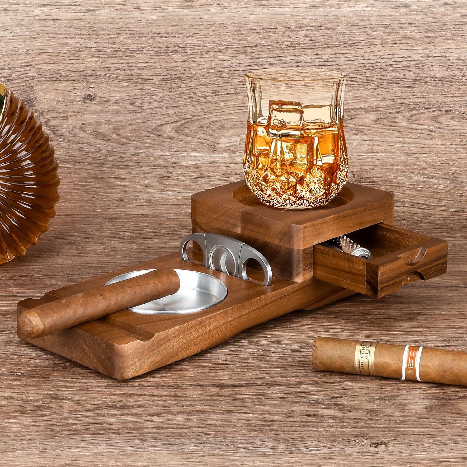 实木雪茄烟灰缸 威士忌酒杯底座杯垫烟灰缸 木质古巴雪茄烟灰缸
