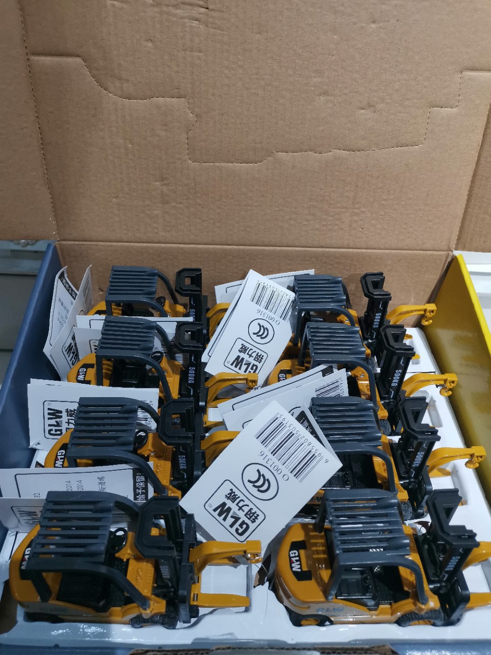 钢力威合金工程车高仿真工程车叉车小玩具车批发儿童男孩超市礼品