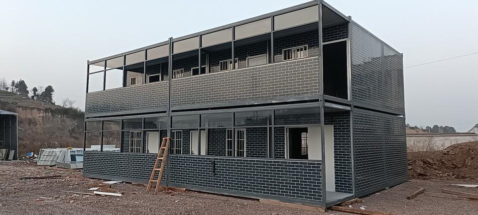 集装箱移动房屋住人直销工地简易彩钢活动板房组装可拆卸材料