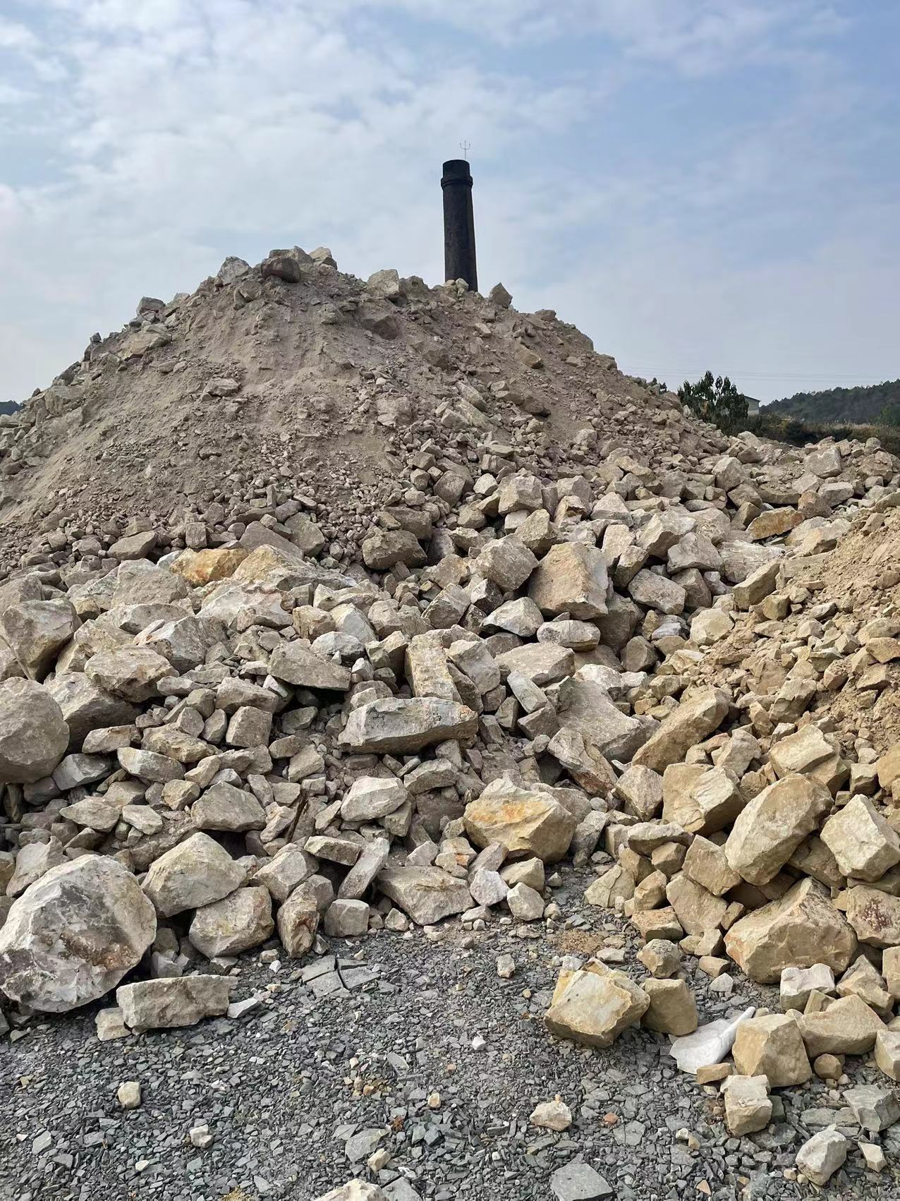 贵州厂家自有矿山供应工业级硅矿硅砂冶炼提纯石油压裂耐高温材料