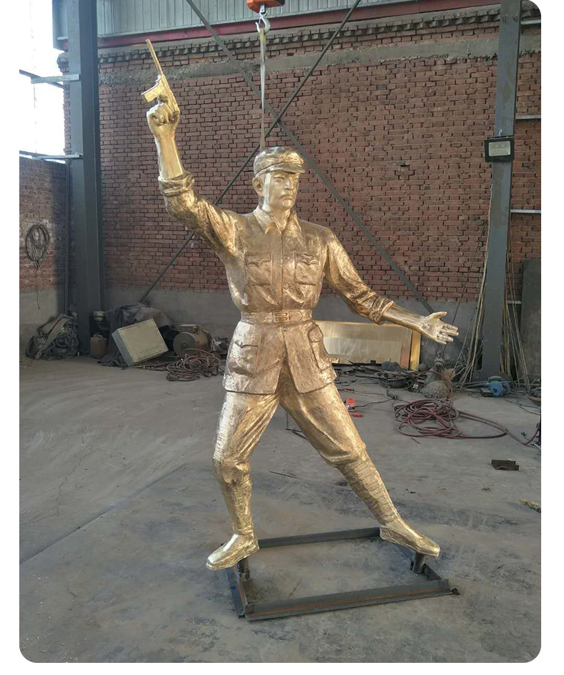 铸铜人物雕塑八路军战士 红军长征人物铜雕摆件公园景观雕塑摆件