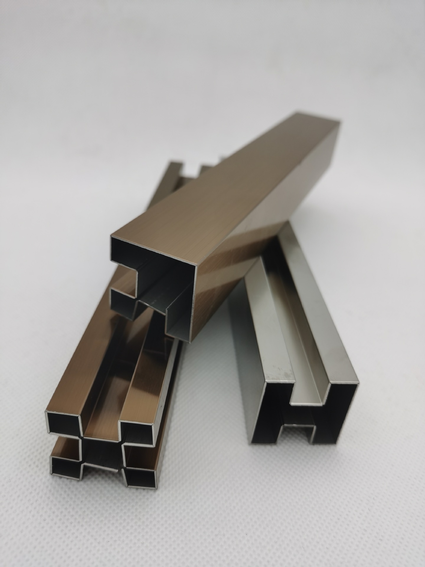 304不锈玻璃固定卡槽边框玻璃固定边条凹型玻璃槽玻璃隔断收边条