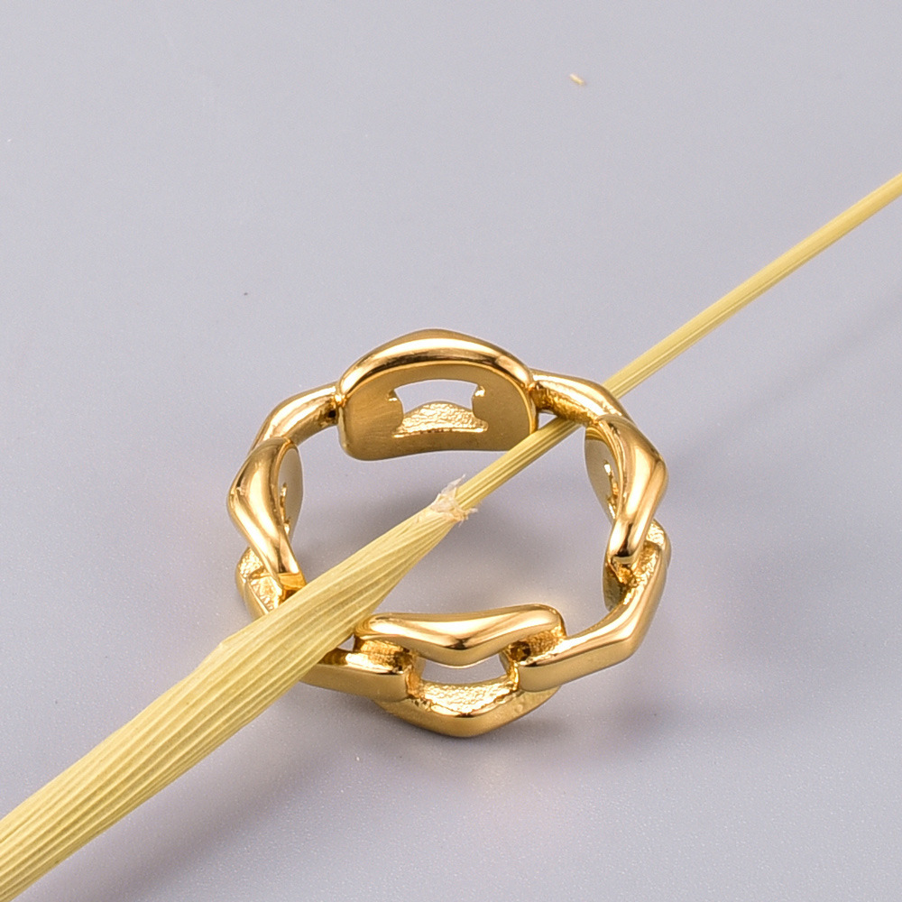 j74韩国时尚简约气质环环相扣钛钢18k金色猪鼻子戒指环女欧美风