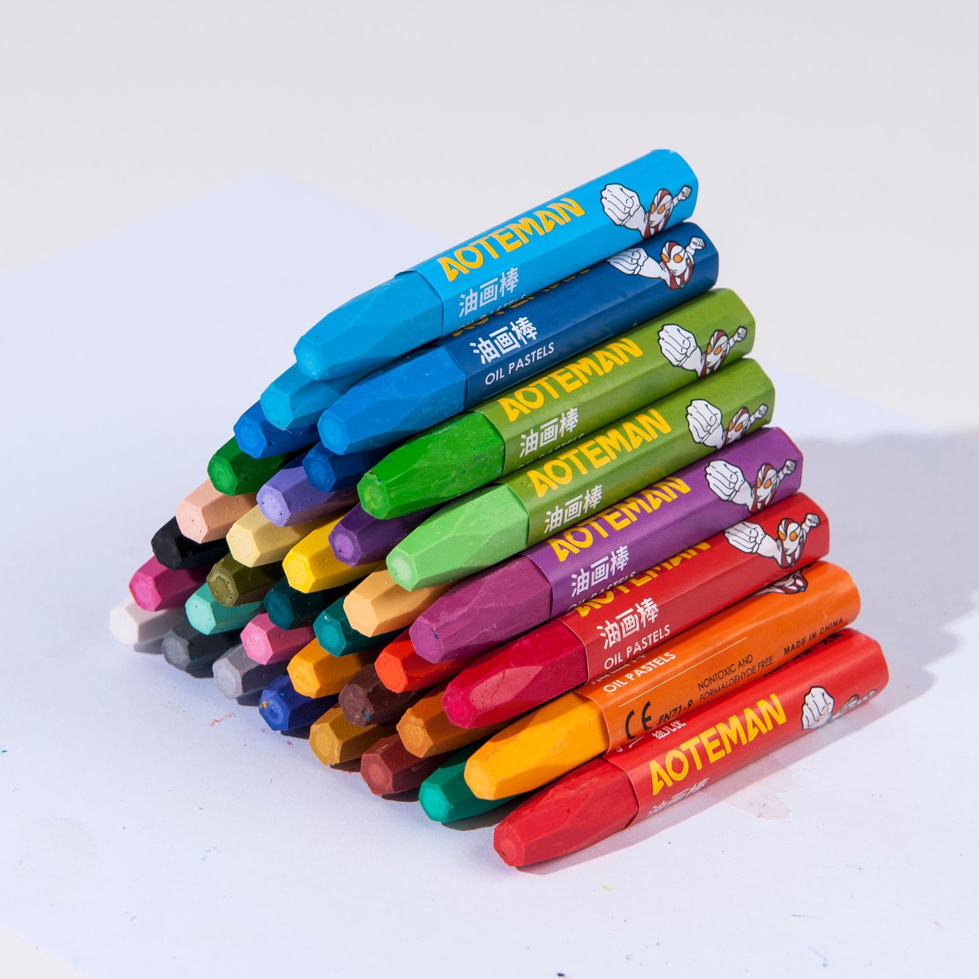 奥特曼六角油画棒 儿童绘画彩绘蜡笔写真 幼儿园涂鸦