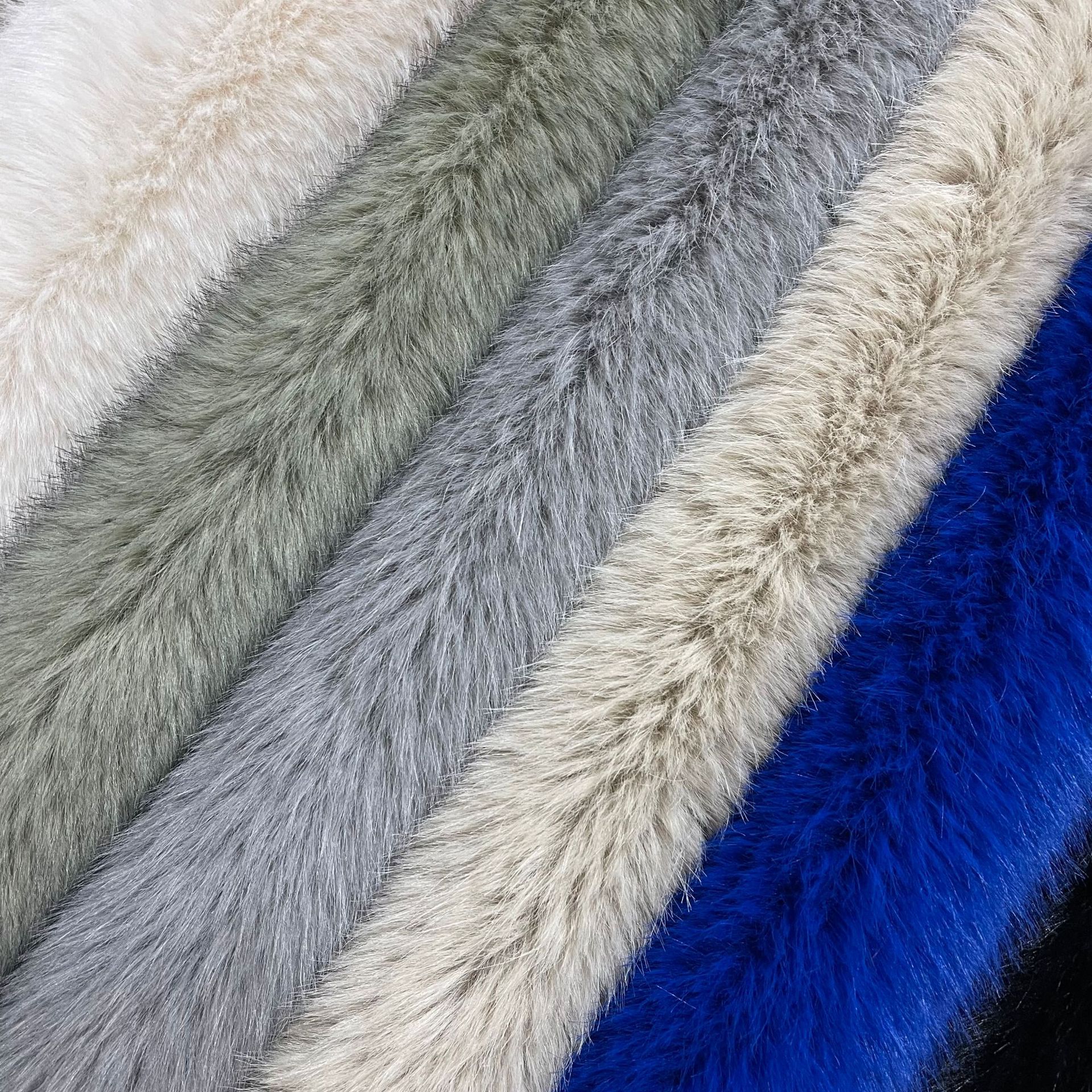 毛绒现货2200克仿狐狸毛扎染面料手感柔软厚实人造毛皮布料长毛绒