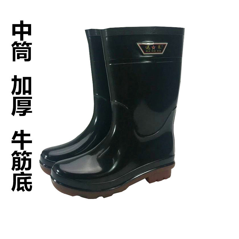 New Men's Mid-Calf Rain Boots Thickened Two-Color Tendon Bottom Rain Boots Labor Protection Rubber Shoes Non-Slip Waterproof Shoes Wholesale