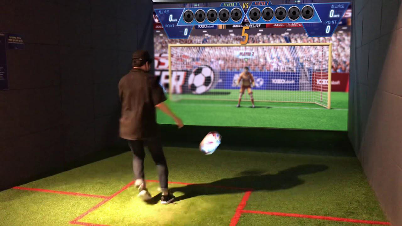 网红真人足球设备 室内足球 模拟设备 游乐设备足球比赛竞技游戏