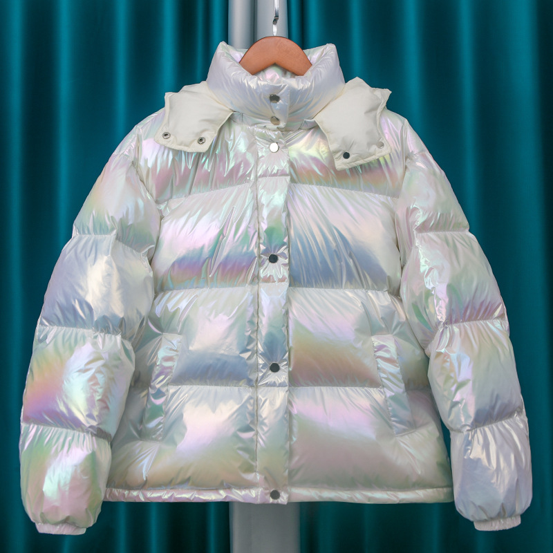 m 蒙家羽绒服女短款珠光白镭射炫彩冬季加厚亮面新款保暖面包服潮