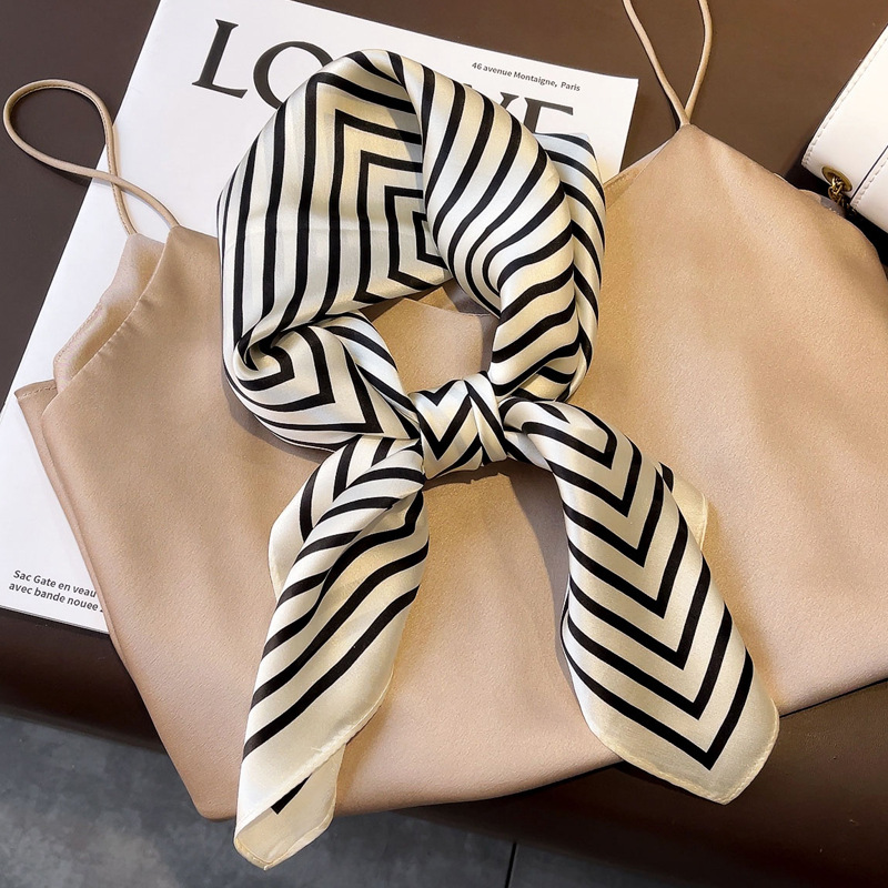 杨采钰同款条纹小方巾丝巾女夏季薄款真丝桑蚕丝围巾搭配衬衫领巾