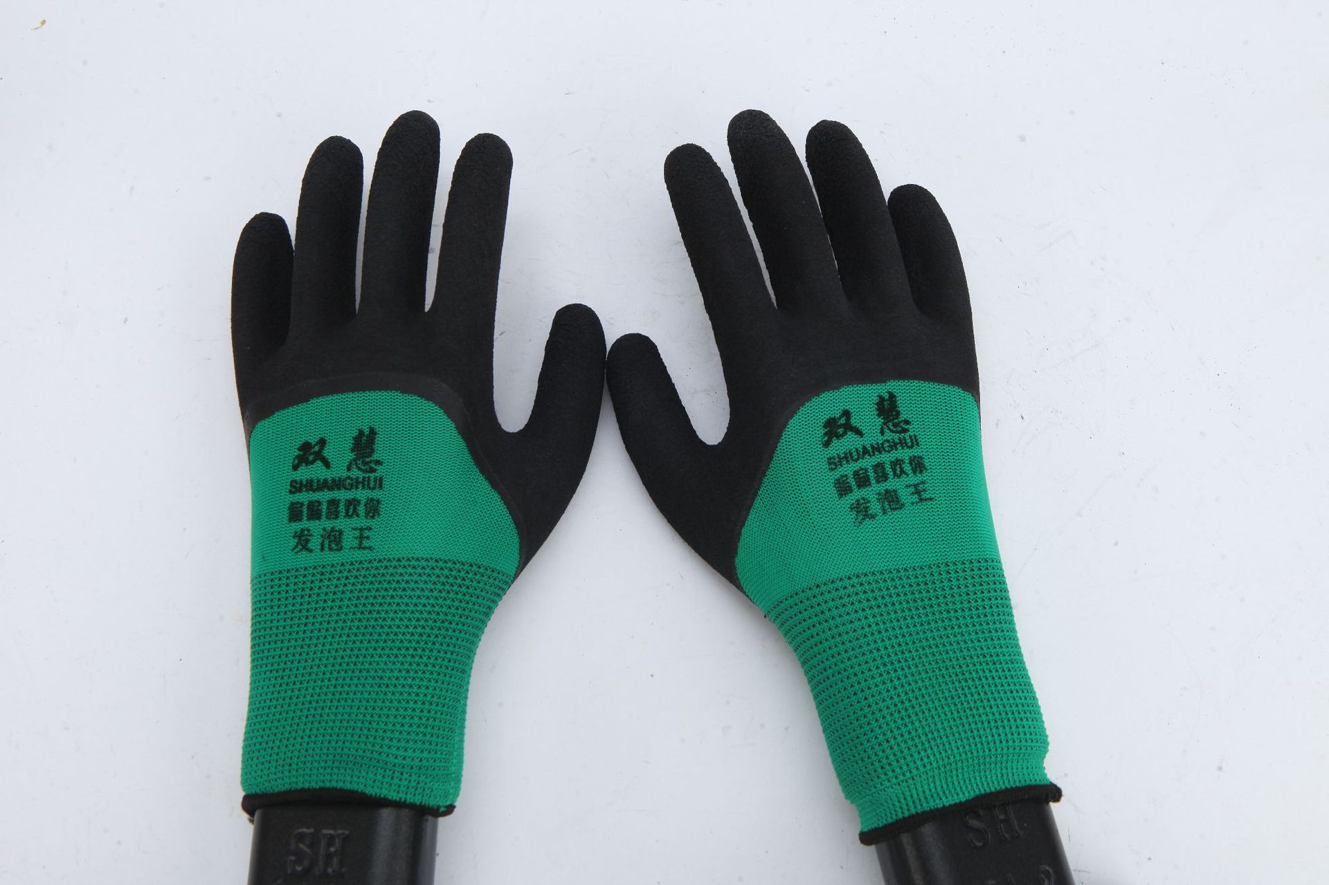 手套劳保干活批发男工地防滑耐磨胶手套园林工作尼龙浸胶橡胶手套