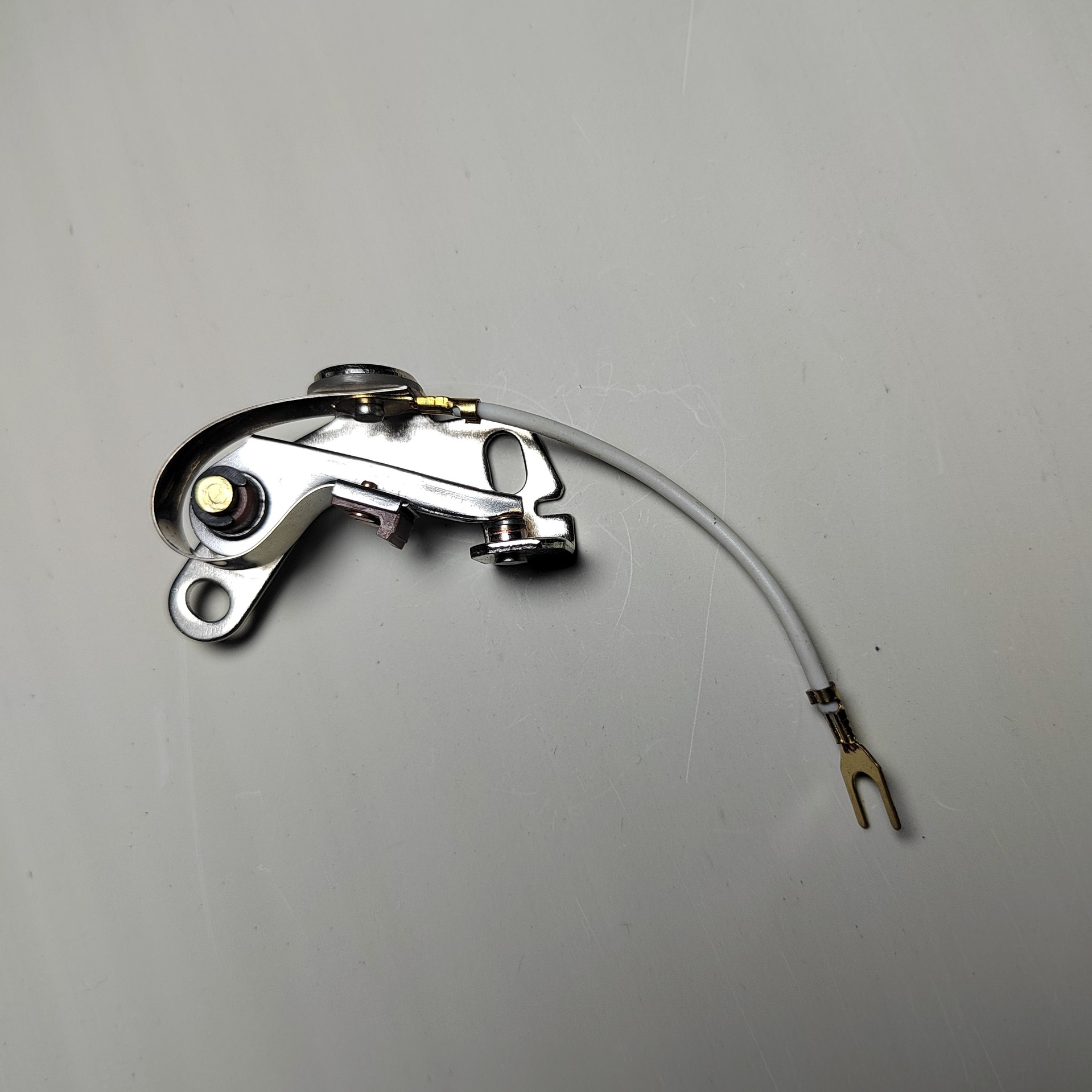 汽车白金电容分电器 断电器