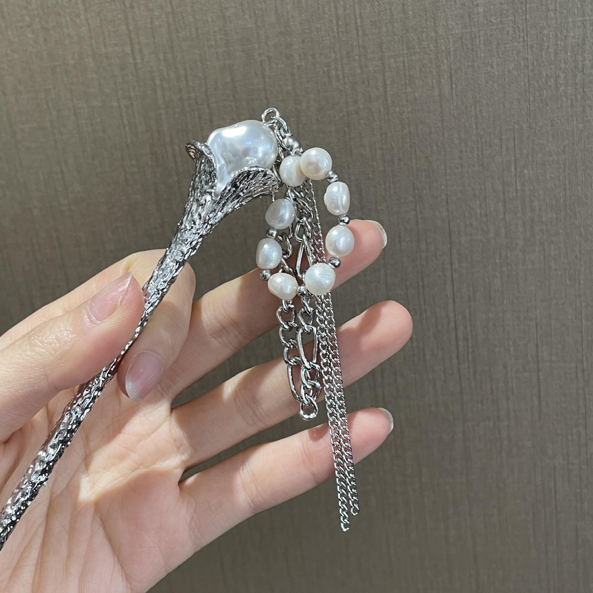 古风盘发流苏发簪小众设计高级感天然淡水珍珠发钗发饰女盘发簪子