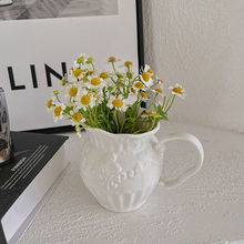 浮雕花瓶北欧风白色复古陶瓷小奶壶小众感客厅插鲜花摆件
