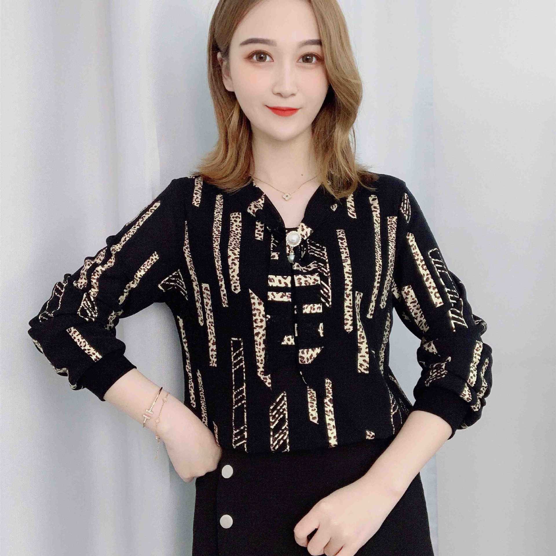 蝴蝶结衬衣大码时尚女装2021新款秋冬长袖衬衫女妈妈装中老年服装