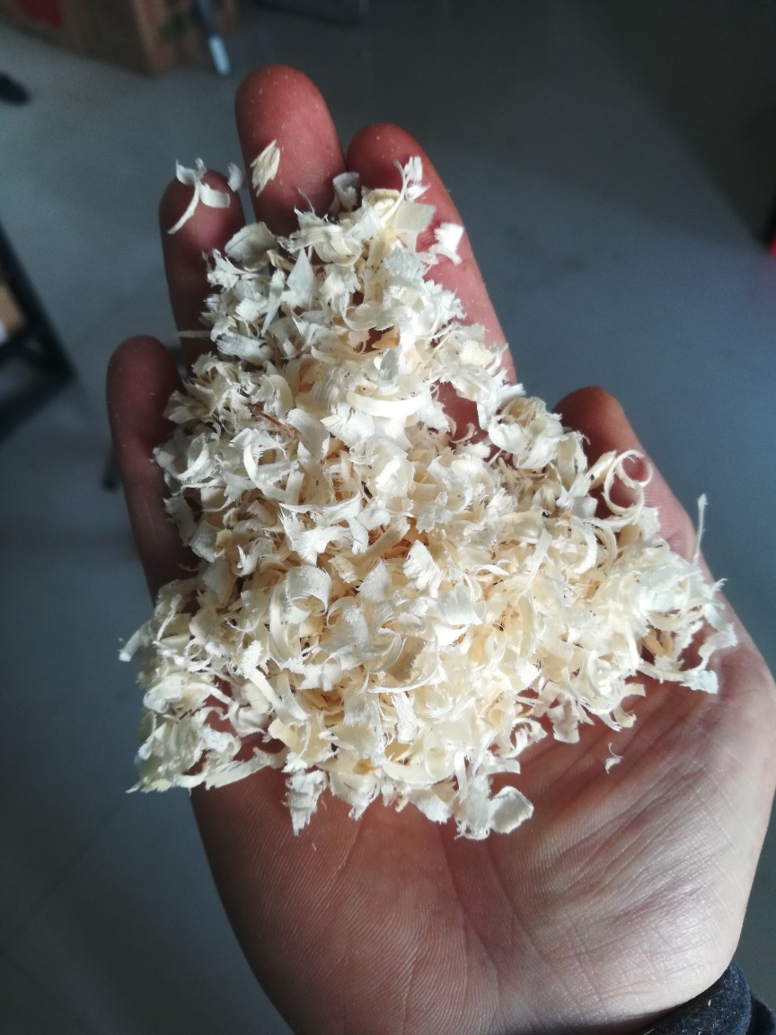 宠物用品仓鼠木屑无尘无渣保暖除臭天然纯白1kg散装刨花