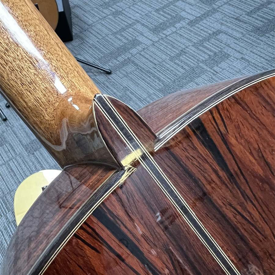 39寸欧洲白松可可菠萝木单板连体古典木吉他专业演奏级指弹唱吉他