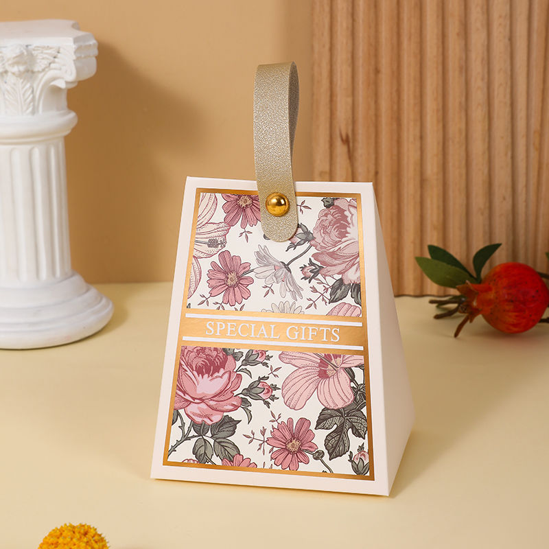 结婚喜糖盒2023新款婚礼手提款喜糖袋订婚糖果盒包装纸盒空盒子婚