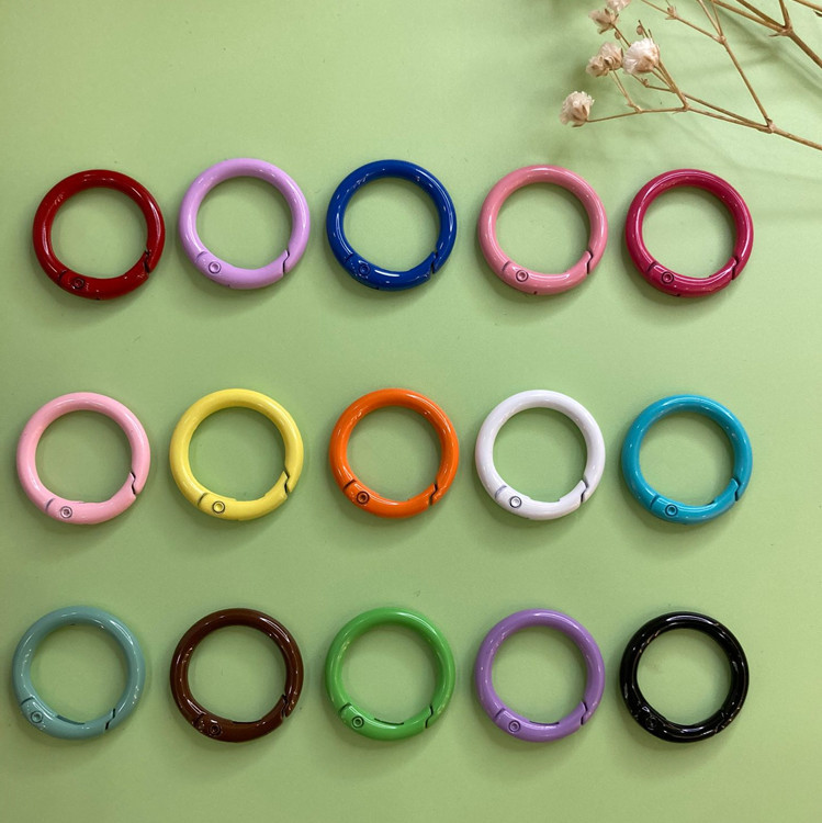 Candy Color Paint Spring Fastener Alloy Circlips round Hanging Buckle Bag Keychain Accessories