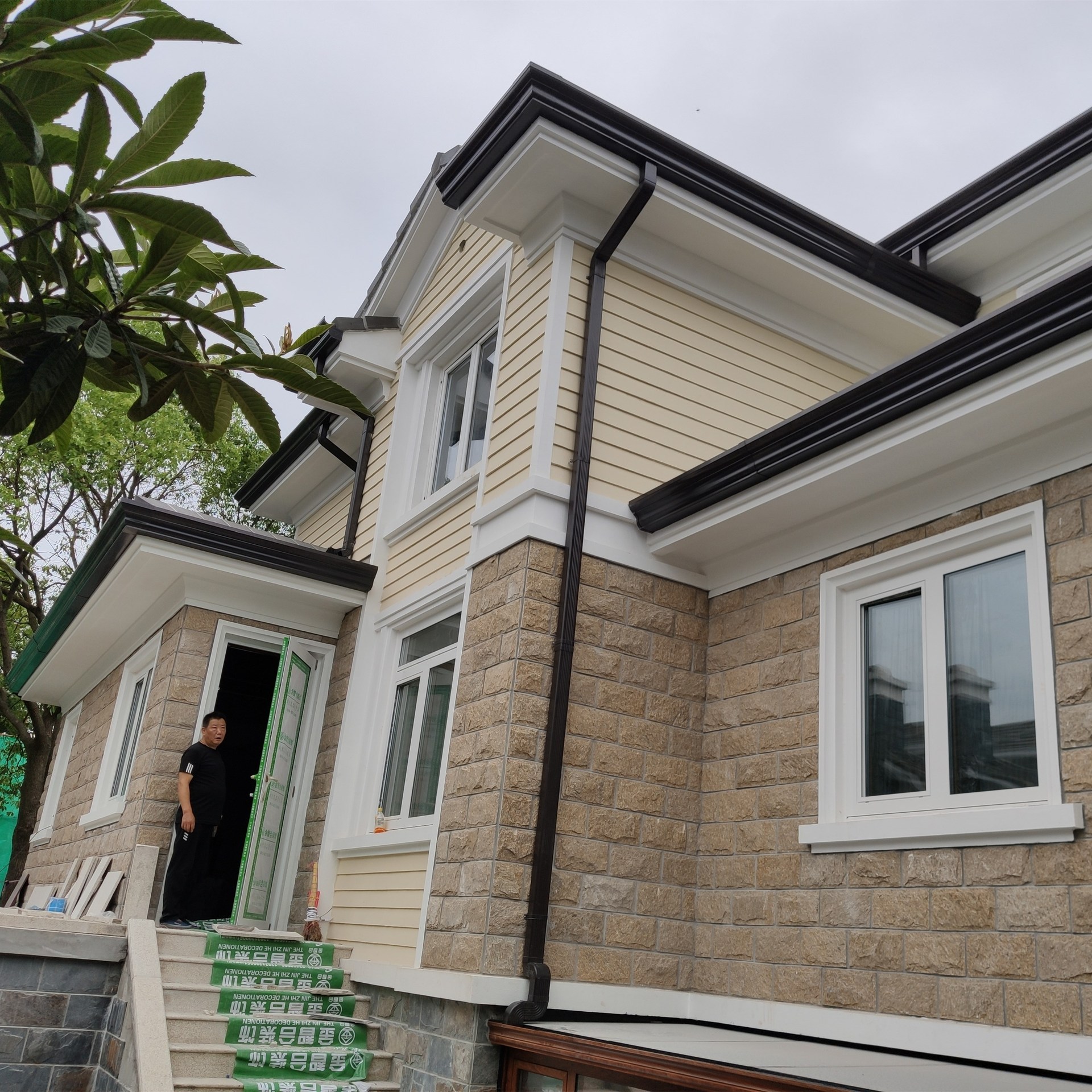 铝合金天沟屋檐雨水槽别墅屋檐沟接水排水槽下水管彩铝成品雨水管