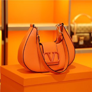 Factory Wholesale Underarm Bag 2023 New Spring and Summer Fashion Women's Shoulder Crossbody Women's Bag High-End Women's Bags