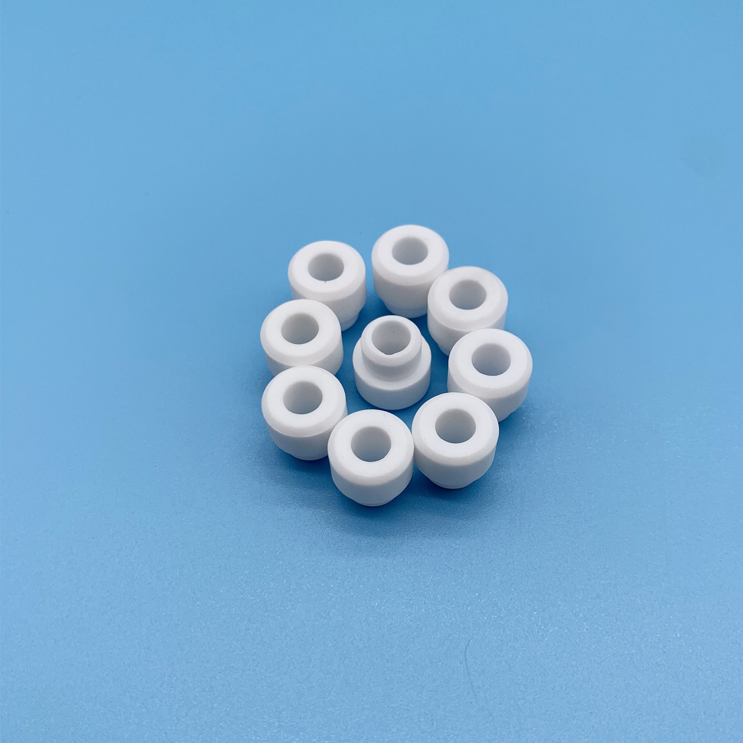 厂家销售陶瓷珠95氧化铝陶瓷绝缘子电热陶瓷