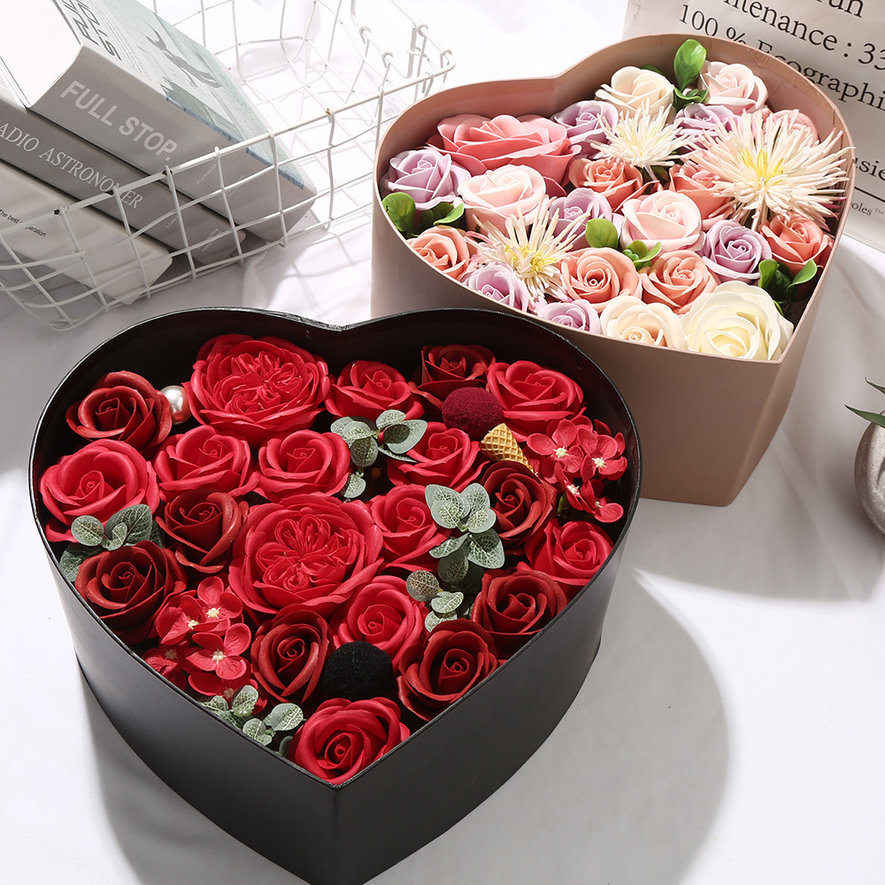 玫瑰香皂花爱心形礼盒情人节生日礼物盒抖音网红包装花盒浪漫礼物