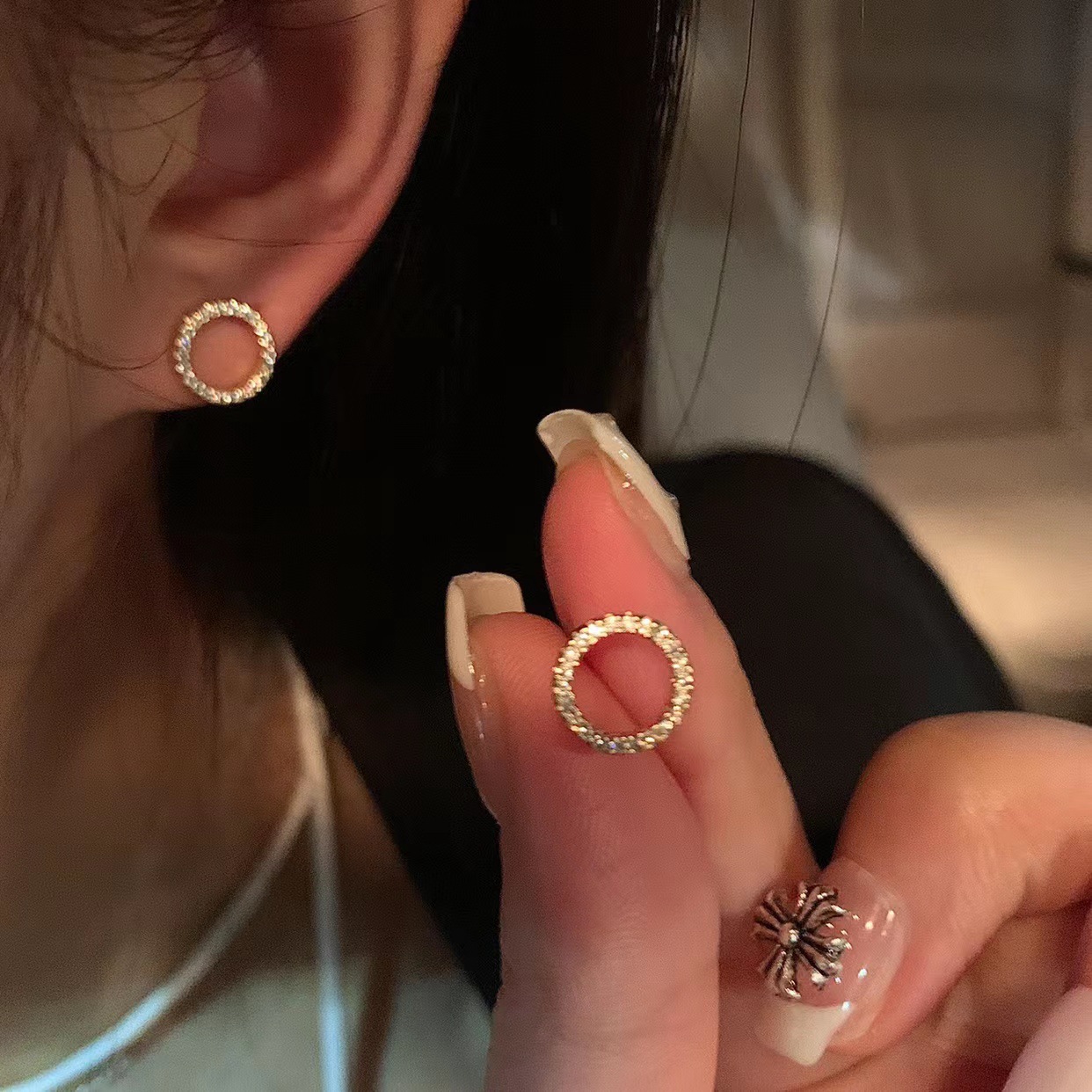 New S925 Silver Needle Stud Earrings Fashion Pearl Hot Earrings Fairy Fresh Simple Temperament Jewelry Wholesale Female